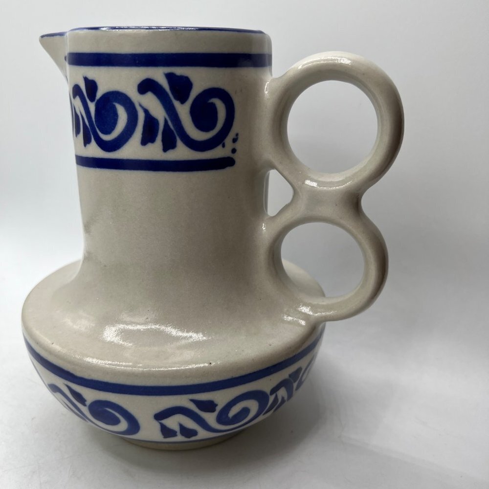 Vintage pitcher blue white salt glazed, hand painted German, Westerwald - Picture 6 of 14